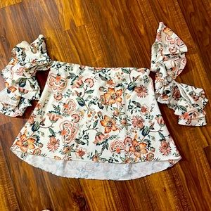Sachin & Babi off shoulder top, floral women’s size 6 authentic